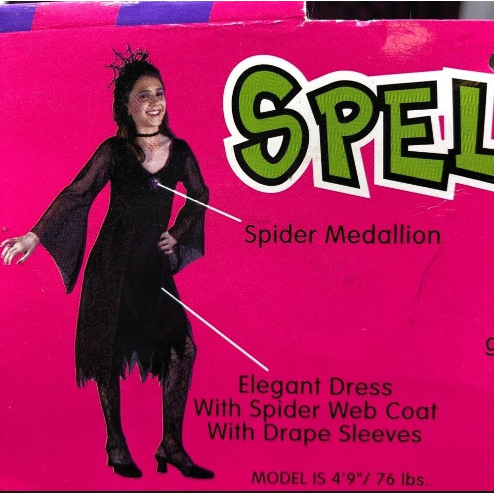 Spell Spinner Kids Size 4-6 Witch Halloween Costume Dress Web Coat Spider Medall